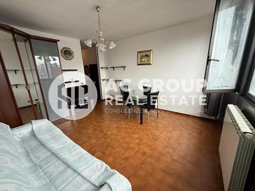Immagine 3 di Appartamento in vendita  in VIA DEI PIOPPI a Legnano