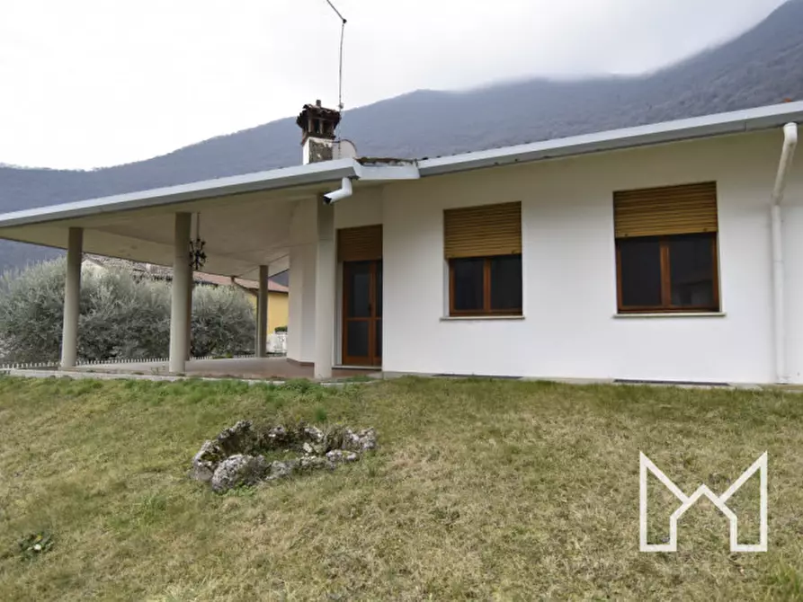 Immagine 5 di Casa indipendente in vendita  a Bassano Del Grappa