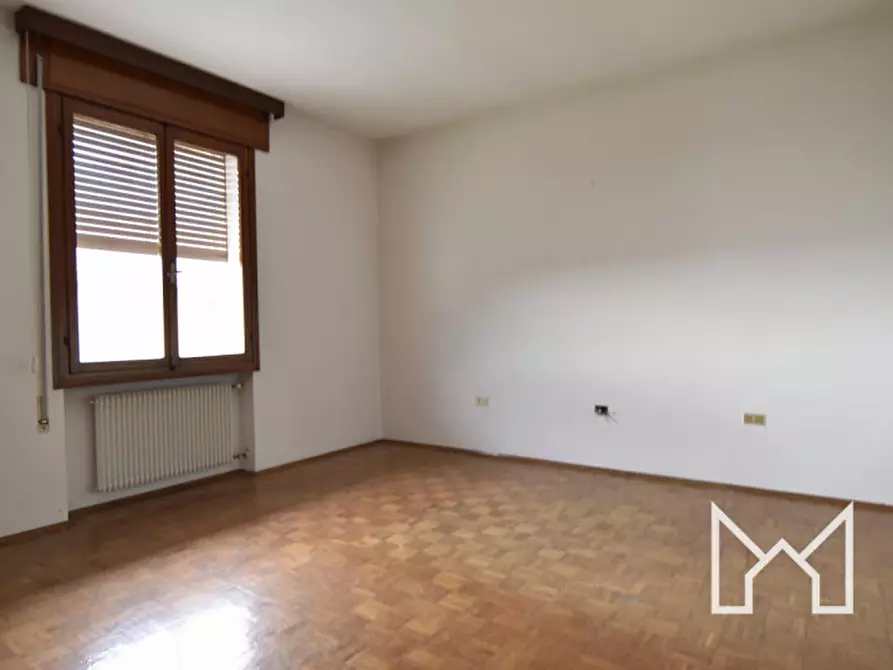 Immagine 15 di Casa indipendente in vendita  a Bassano Del Grappa