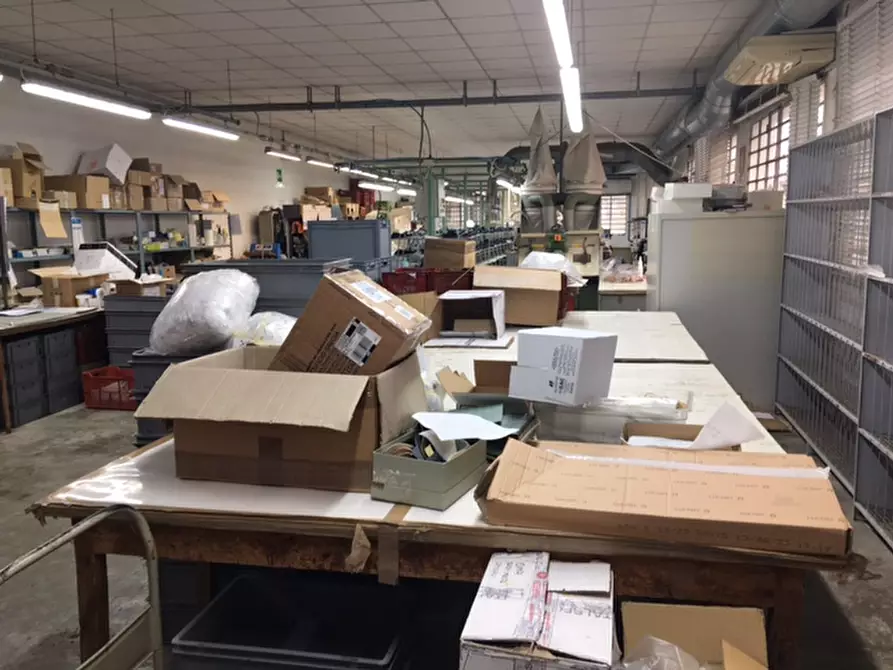 Immagine 4 di Laboratorio in affitto  a Fiesso D'artico