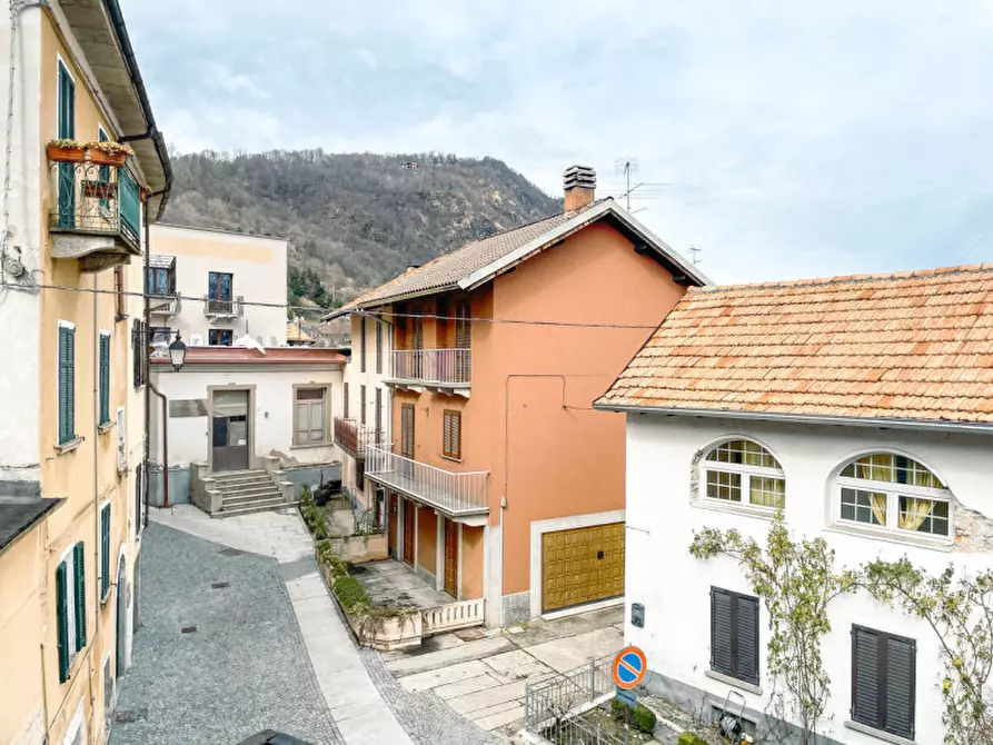 Immagine 9 di Appartamento in vendita  in via Roma a Pella