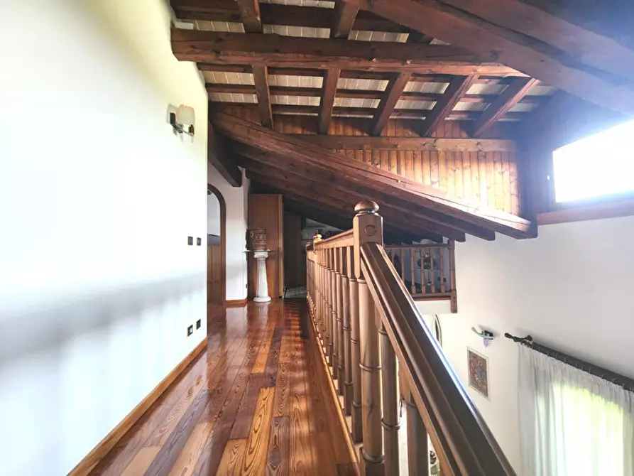 Immagine 10 di Casa bifamiliare in vendita  in Campolongo Maggiore a Campolongo Maggiore