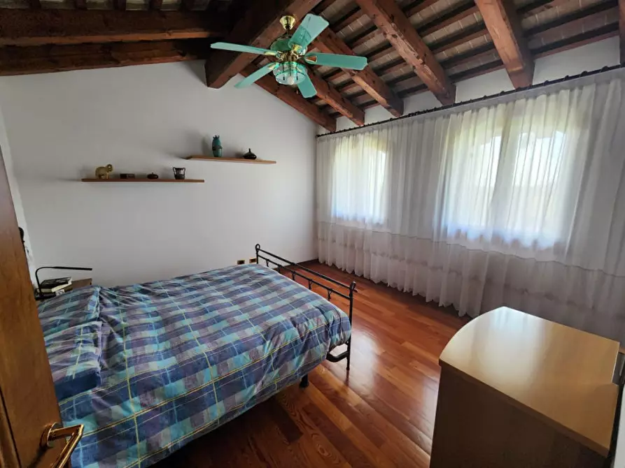 Immagine 11 di Casa bifamiliare in vendita  in Campolongo Maggiore a Campolongo Maggiore