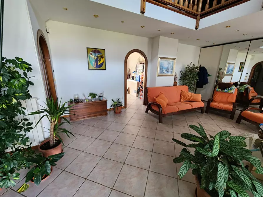 Immagine 12 di Casa bifamiliare in vendita  in Campolongo Maggiore a Campolongo Maggiore