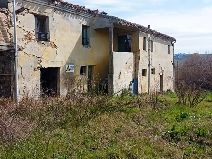 Immagine 1 di Rustico / casale in vendita  in via Fraz. Paterno a Ancona