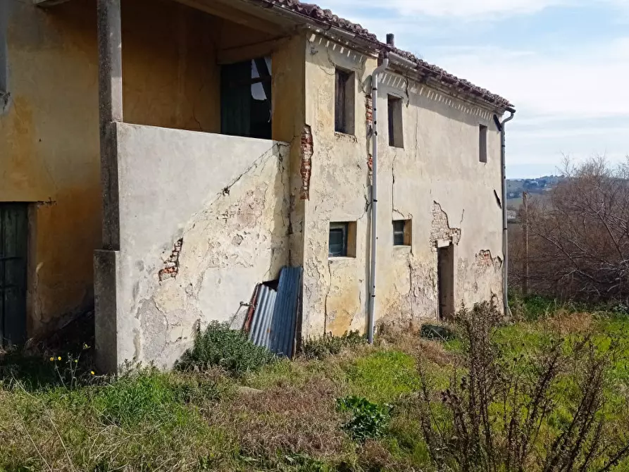 Immagine 2 di Rustico / casale in vendita  in via Fraz. Paterno a Ancona