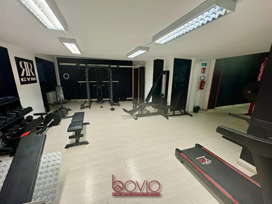 Immagine 8 di Magazzino in vendita  in Via Rossetti n°7 a Torino