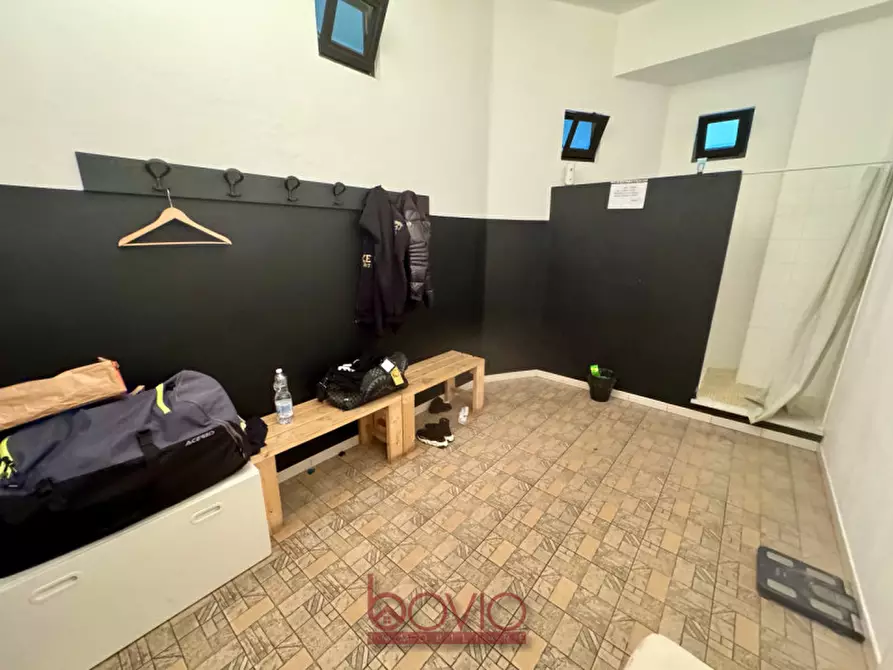 Immagine 13 di Magazzino in vendita  in Via Rossetti n°7 a Torino