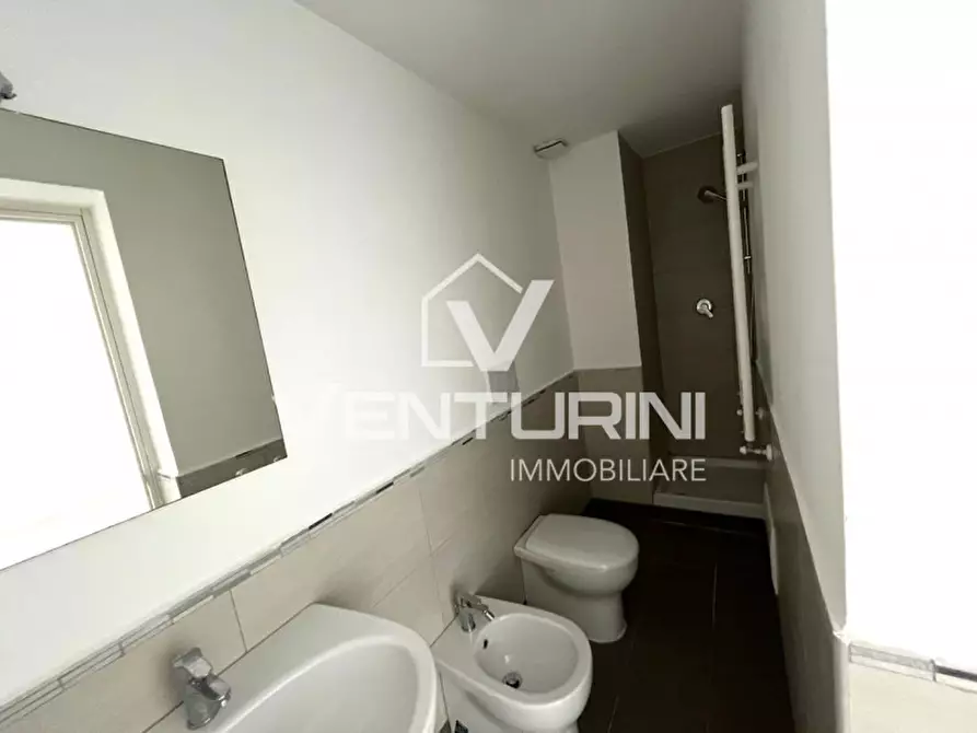 Immagine 10 di Magazzino in affitto  in Via Mezzanino, 2 a Roma