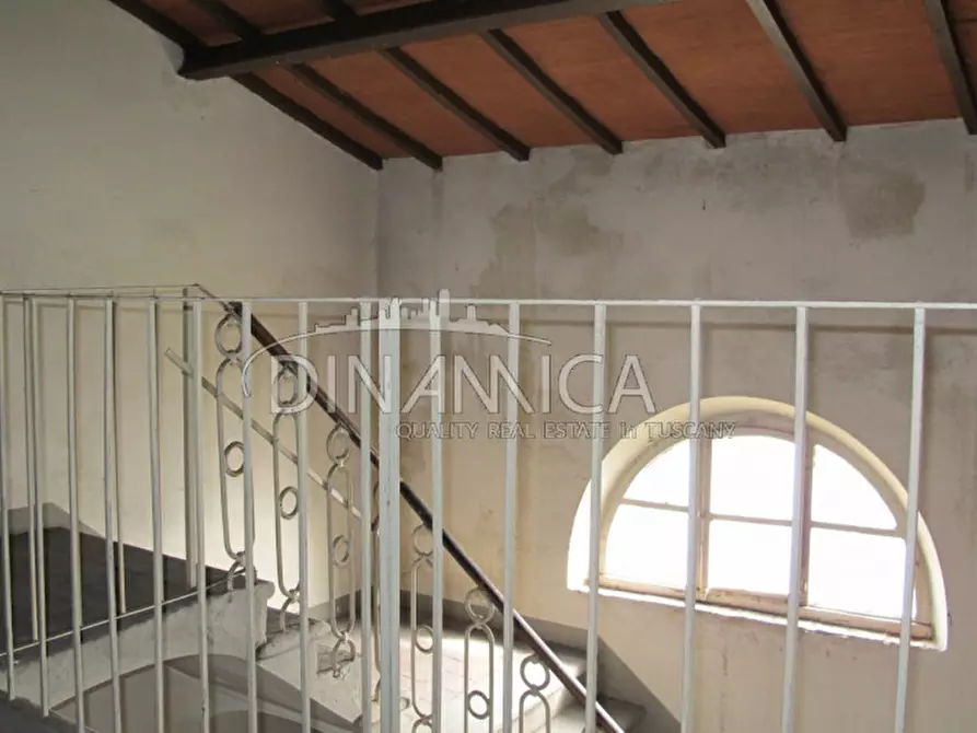 Immagine 21 di Villa in vendita  a Castelfranco Di Sotto