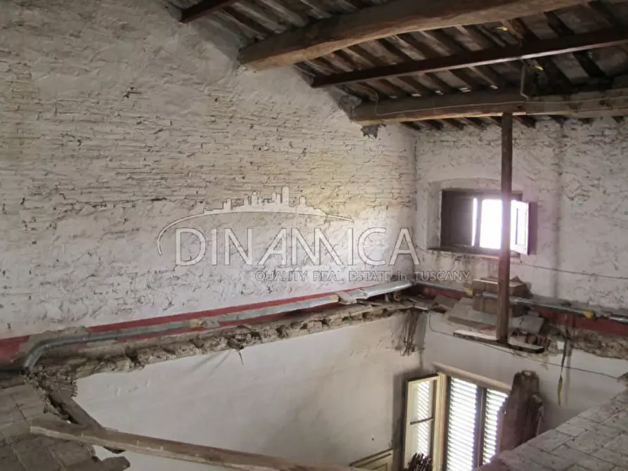 Immagine 26 di Villa in vendita  a Castelfranco Di Sotto