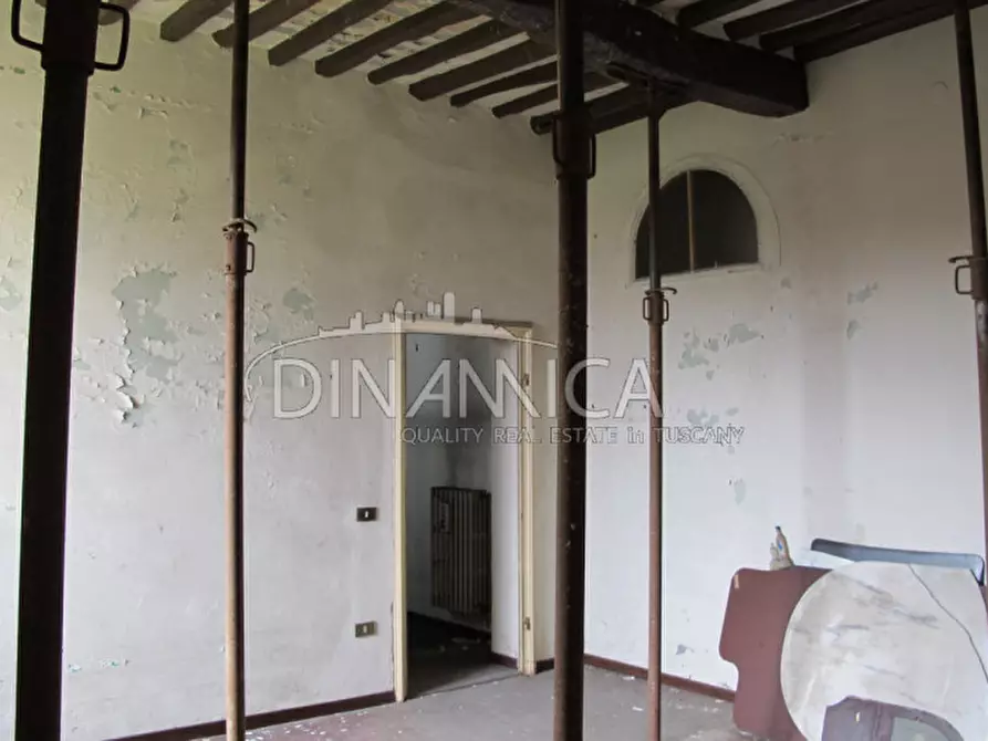 Immagine 41 di Villa in vendita  a Castelfranco Di Sotto