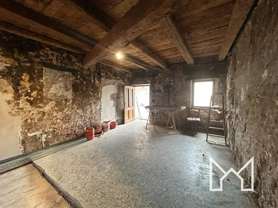 Immagine 7 di Rustico / casale in vendita  a Pove Del Grappa