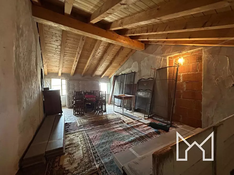 Immagine 11 di Rustico / casale in vendita  a Pove Del Grappa