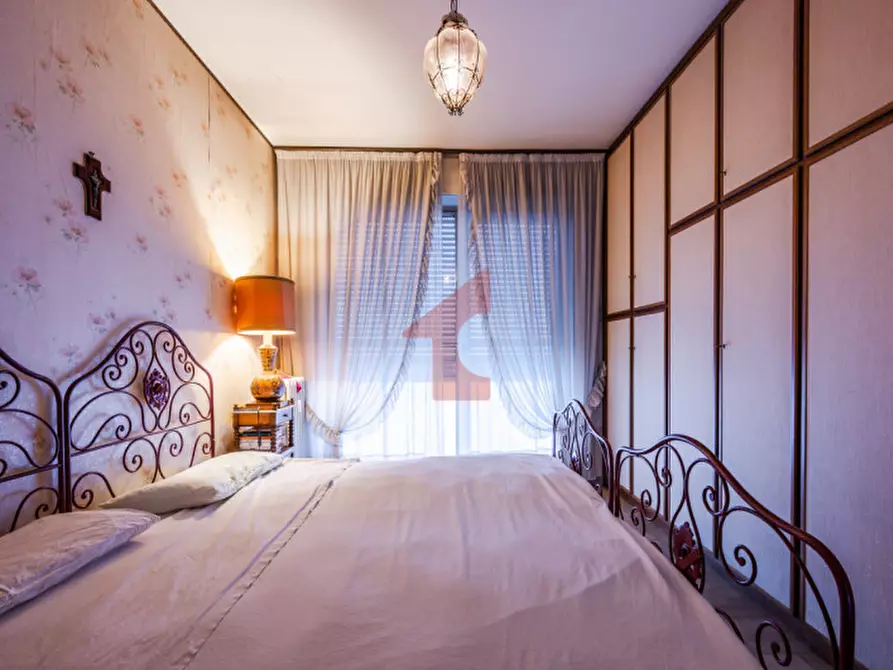 Immagine 13 di Appartamento in vendita  in Via Roma a Sant'ilario D'enza