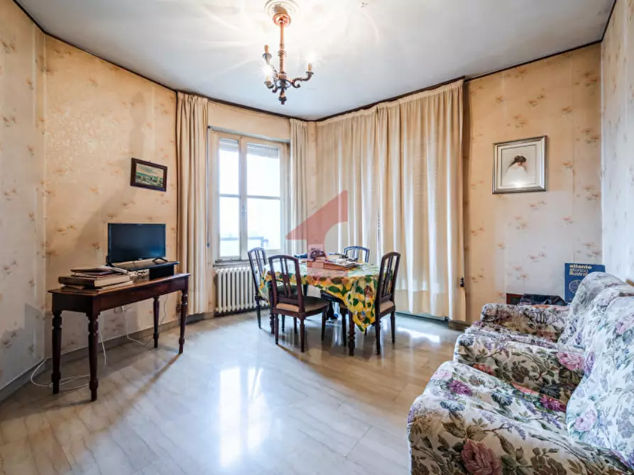 Immagine 19 di Appartamento in vendita  in Via Roma a Sant'ilario D'enza