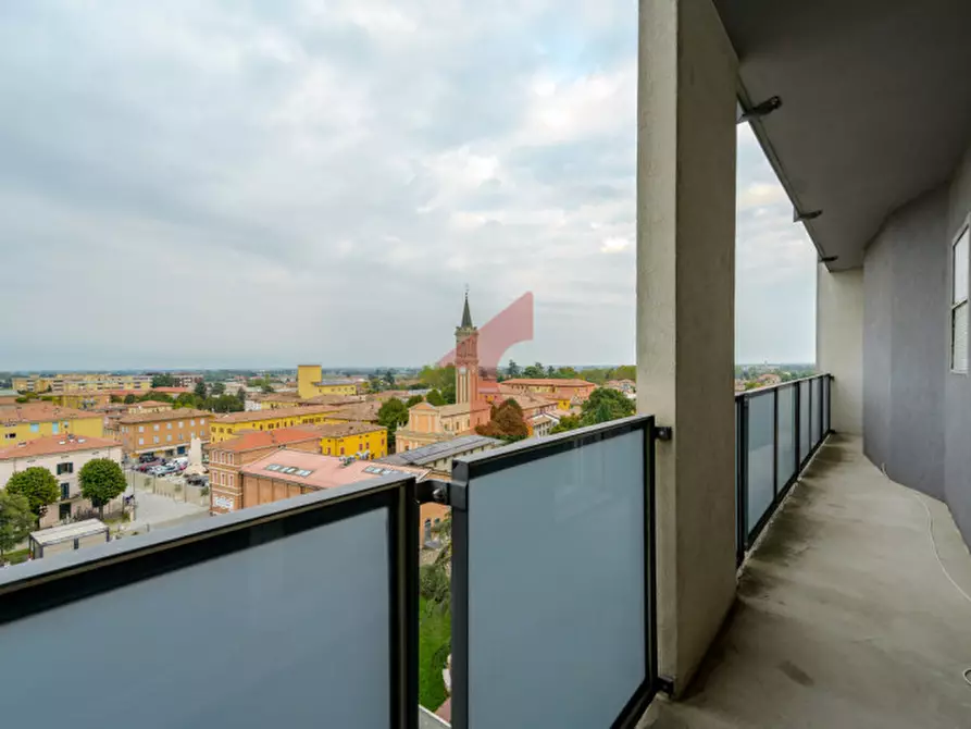 Immagine 26 di Appartamento in vendita  in Via Roma a Sant'ilario D'enza