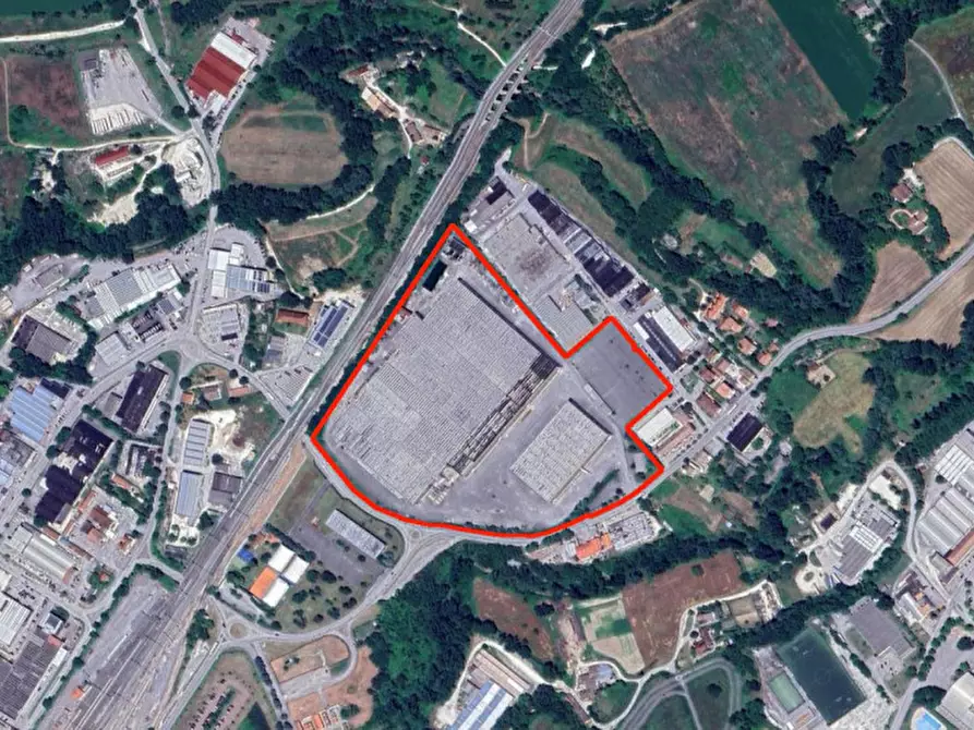 Immagine 1 di Capannone industriale in vendita  in Via Achille Grandi, N. 14 a Fabriano