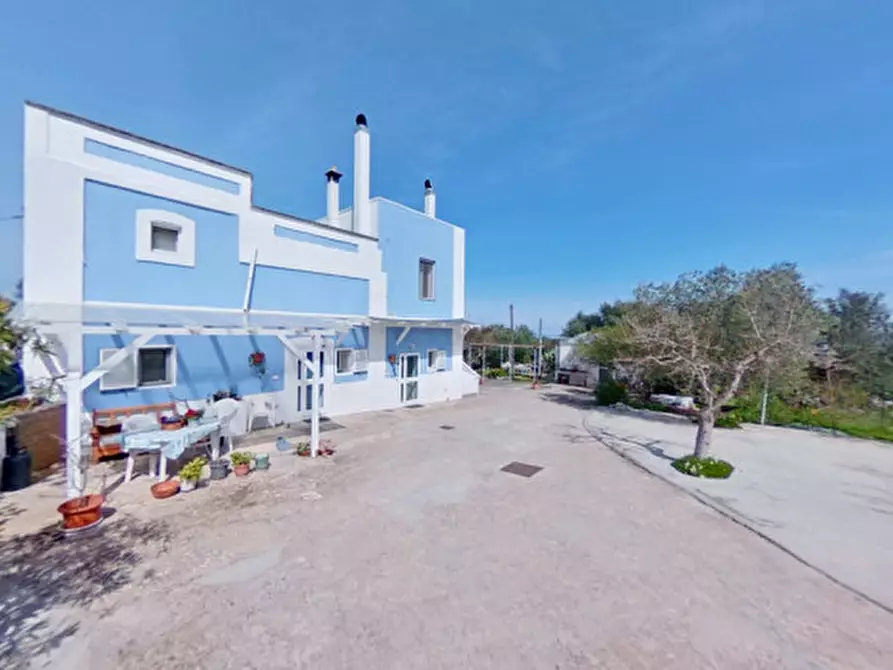 Immagine 20 di Casa indipendente in vendita  in ABR a Fasano