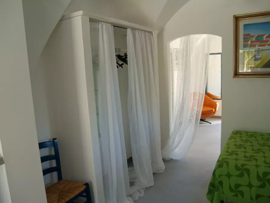 Immagine 26 di Casa indipendente in vendita  in ABR a Fasano