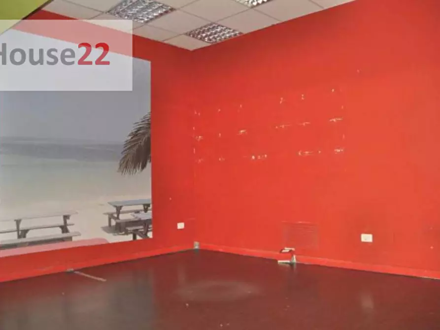 Immagine 6 di Negozio in vendita  in Via Lago Trasimeno a Schio