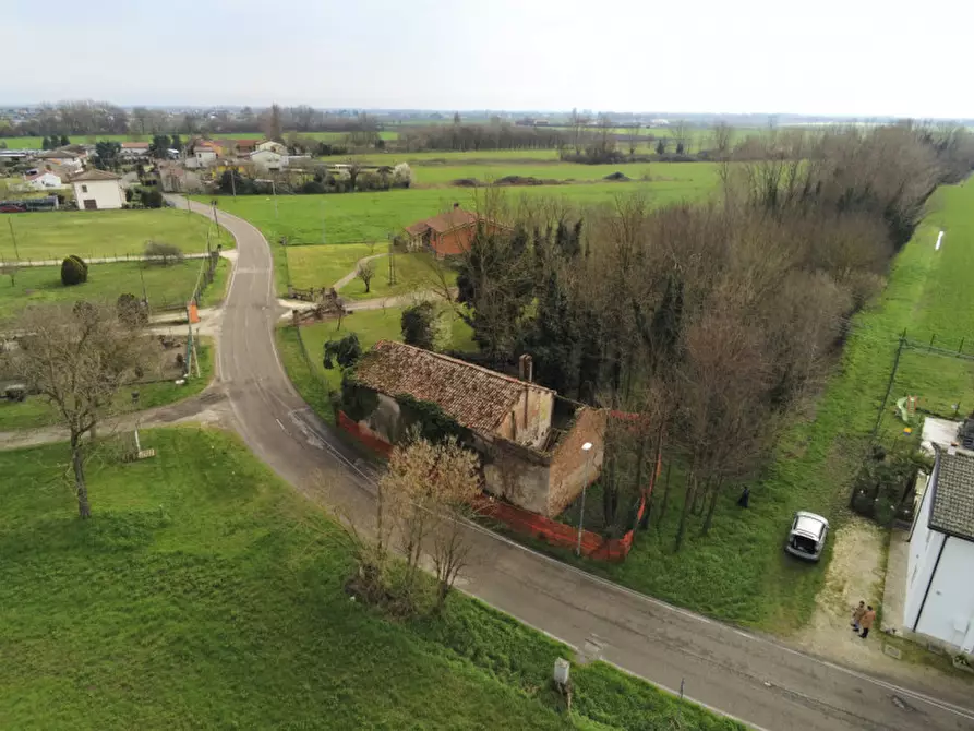 Immagine 4 di Terreno in vendita  in Via savellon 38 a Granze