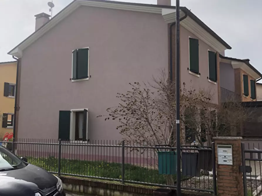 Immagine 10 di Casa trifamiliare in affitto  in via roma a Nanto