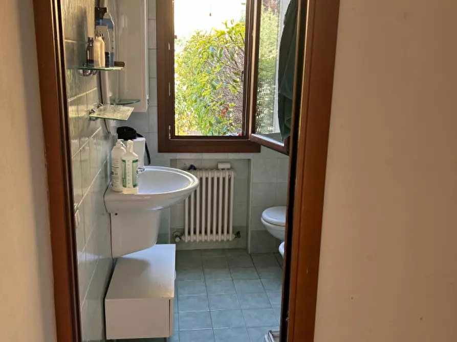 Immagine 13 di Casa trifamiliare in affitto  in via roma a Nanto