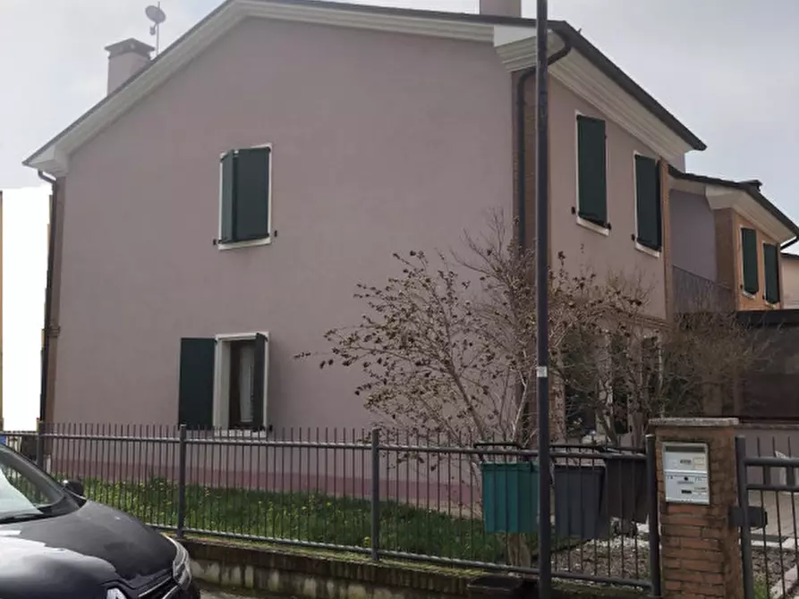 Immagine 14 di Casa trifamiliare in affitto  in via roma a Nanto