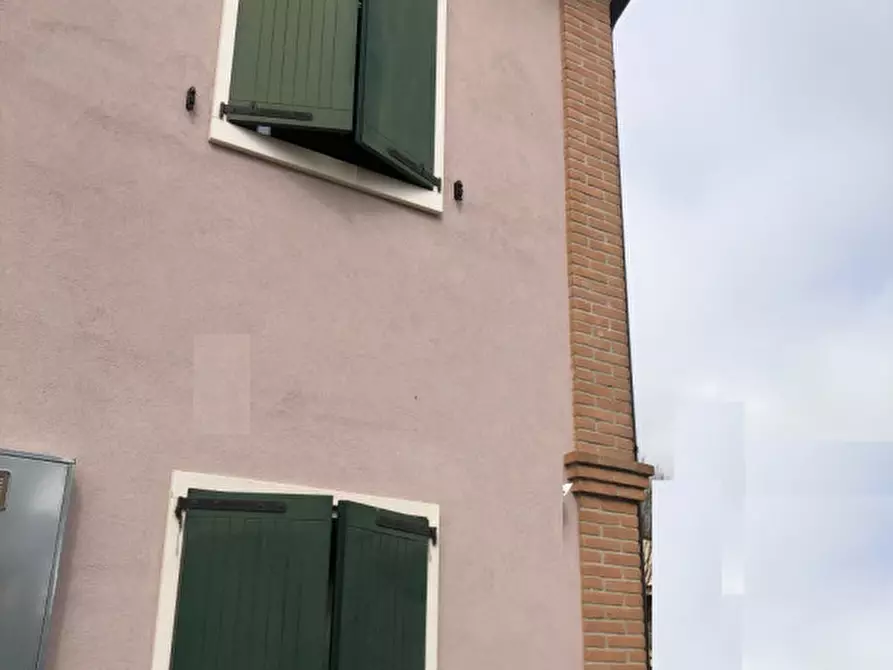 Immagine 19 di Casa trifamiliare in affitto  in via roma a Nanto