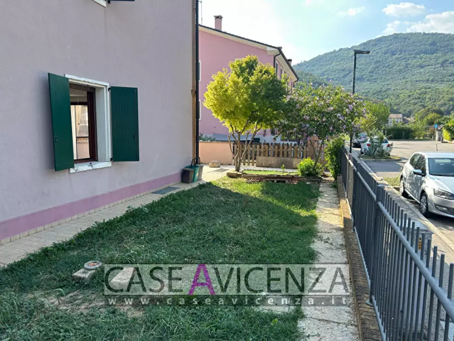 Immagine 20 di Casa trifamiliare in affitto  in via roma a Nanto