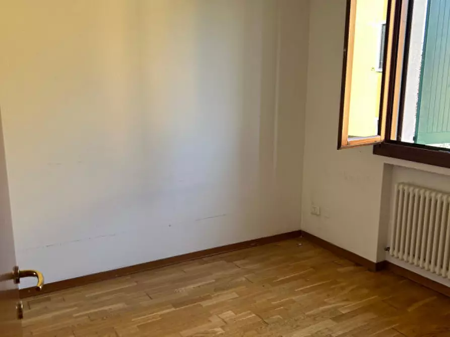 Immagine 28 di Casa trifamiliare in affitto  in via roma a Nanto