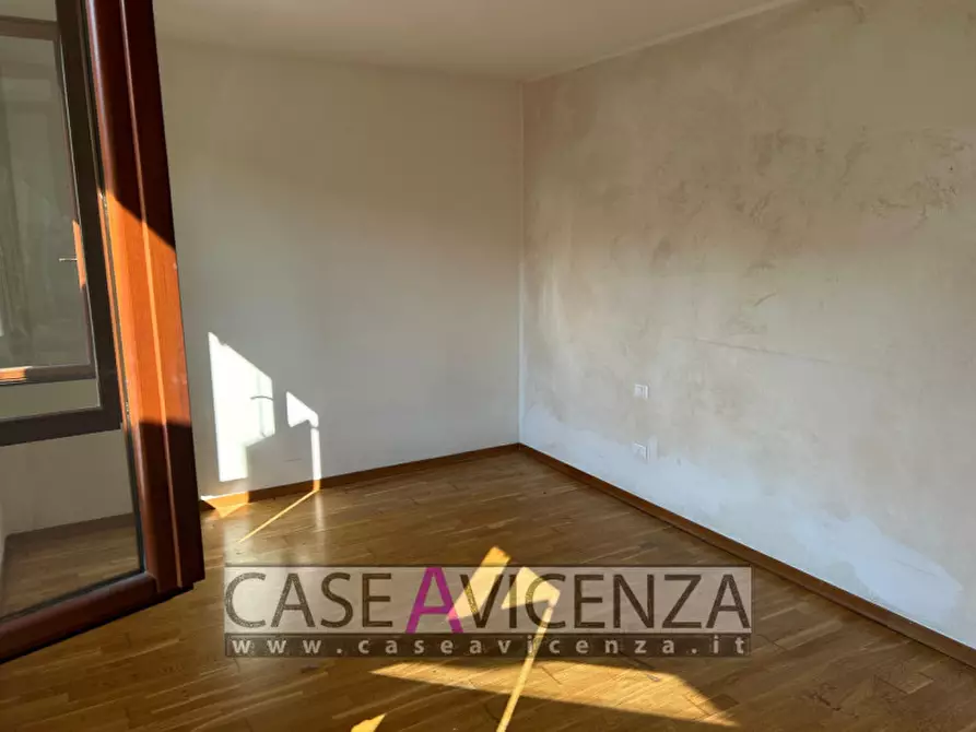 Immagine 30 di Casa trifamiliare in affitto  in via roma a Nanto
