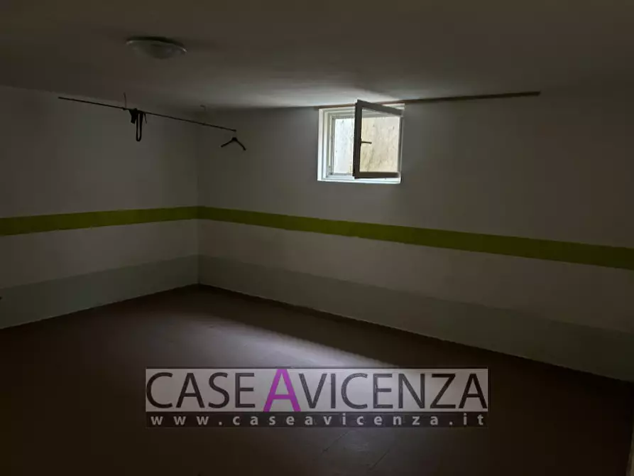 Immagine 41 di Casa trifamiliare in affitto  in via roma a Nanto