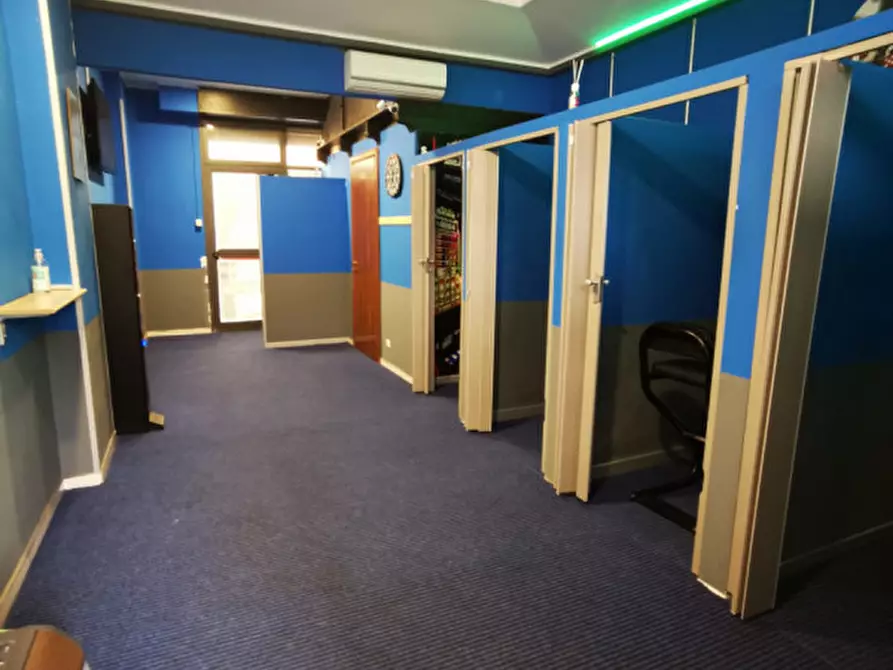 Immagine 4 di Magazzino in vendita  in VIA VIBO VALENTIA a Catanzaro