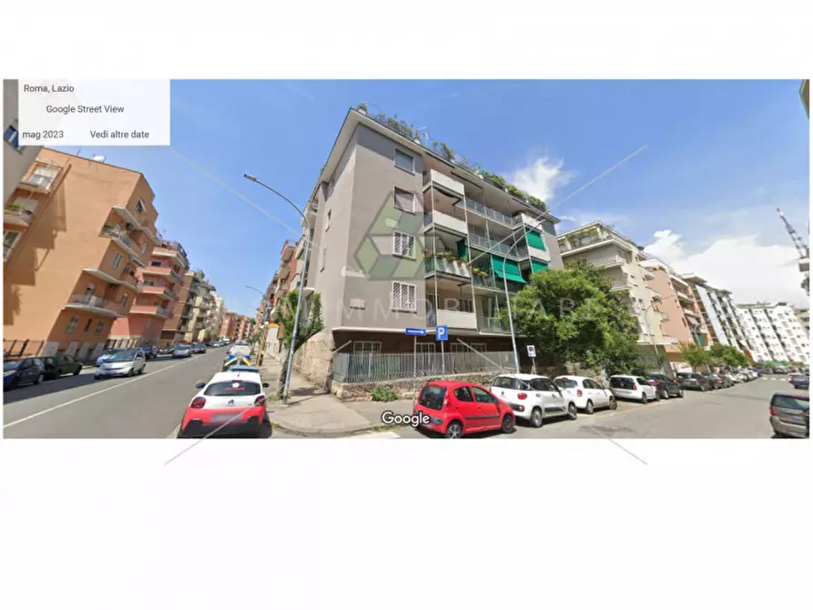 Immagine 1 di Appartamento in vendita  in Via Andrea Baldi a Roma