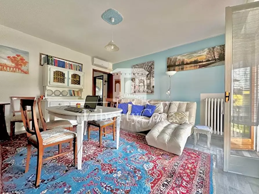 Immagine 1 di Appartamento in vendita  in Via Zadei a Desenzano Del Garda