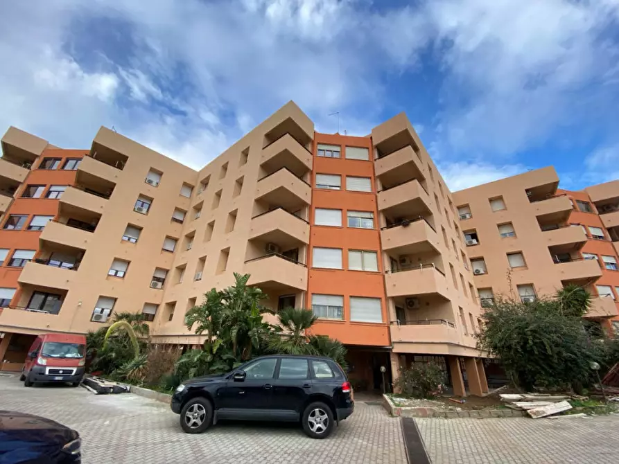 Immagine 2 di Appartamento in vendita  a Reggio Di Calabria