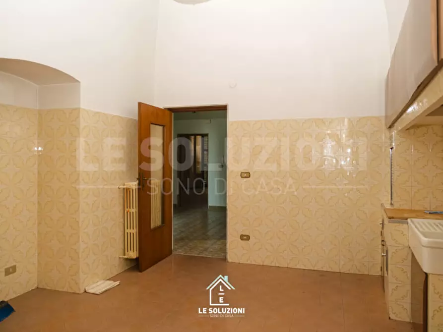 Immagine 15 di Appartamento in vendita  in piazza san domenico 20 a Putignano