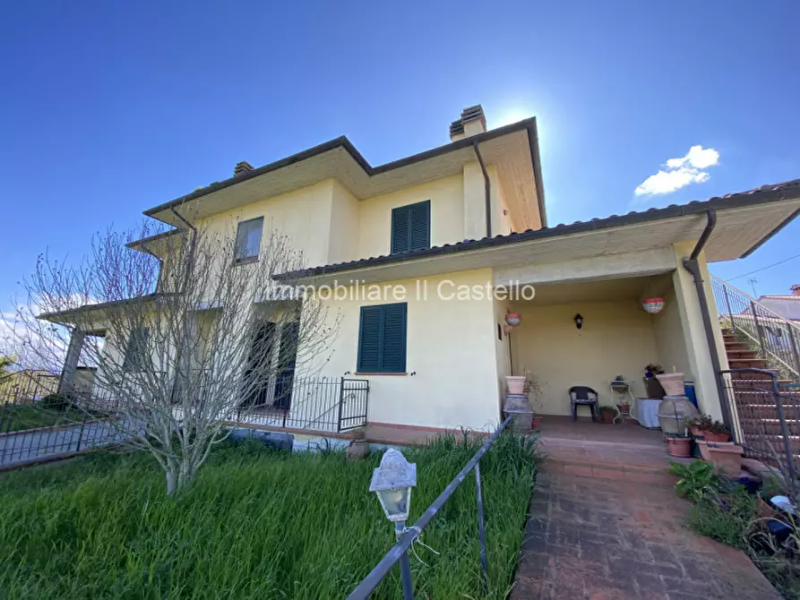 Immagine 1 di Appartamento in vendita  in Via tenente colonnello Fioretti a Castiglione Del Lago
