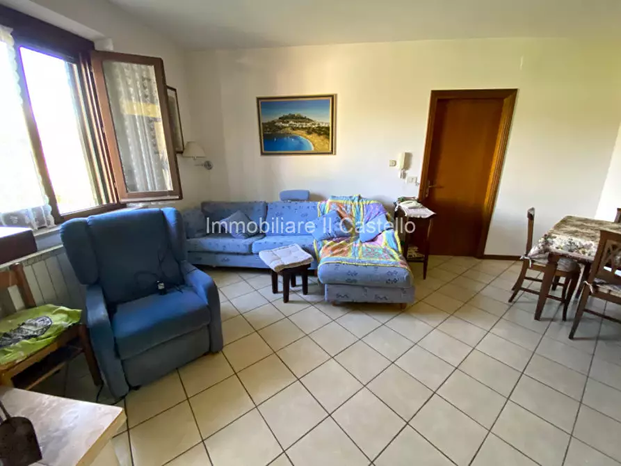 Immagine 3 di Appartamento in vendita  in Via tenente colonnello Fioretti a Castiglione Del Lago