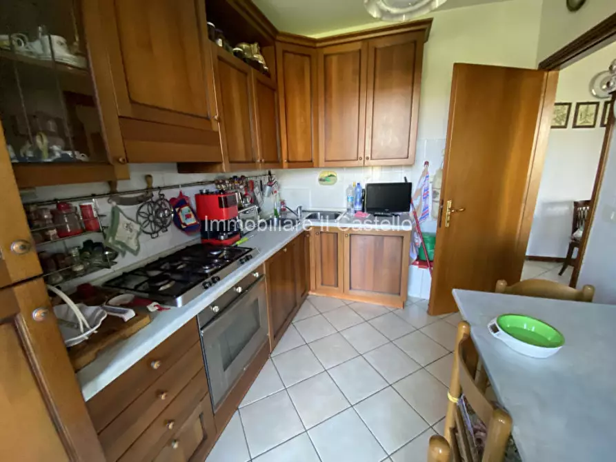 Immagine 5 di Appartamento in vendita  in Via tenente colonnello Fioretti a Castiglione Del Lago