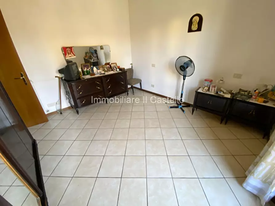 Immagine 12 di Appartamento in vendita  in Via tenente colonnello Fioretti a Castiglione Del Lago