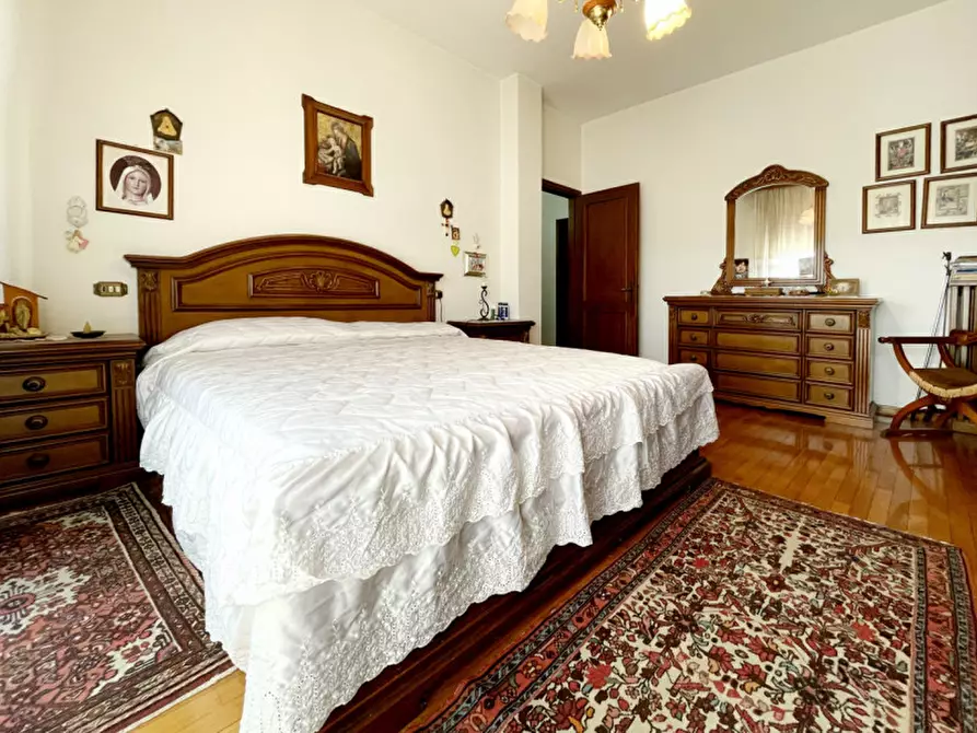 Immagine 12 di Negozio in vendita  in VIA ALTURA a Ospedaletto Euganeo