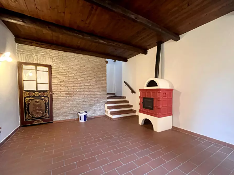 Immagine 2 di Casa indipendente in vendita  a Crespino