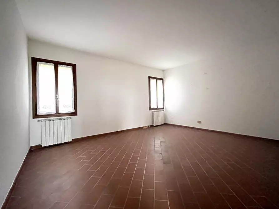 Immagine 9 di Casa indipendente in vendita  a Crespino