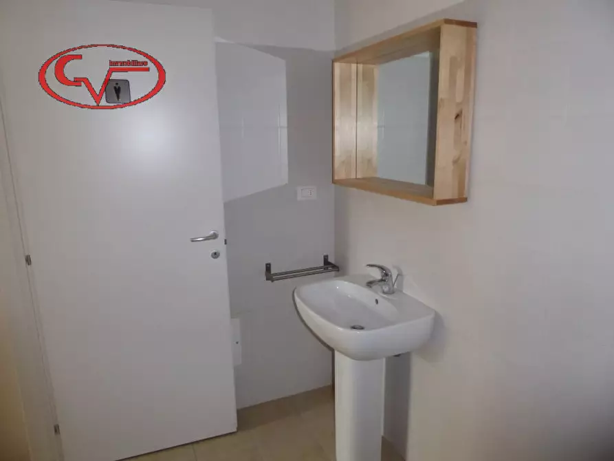 Immagine 4 di Capannone industriale in affitto  in via fabbrini a Figline E Incisa Valdarno