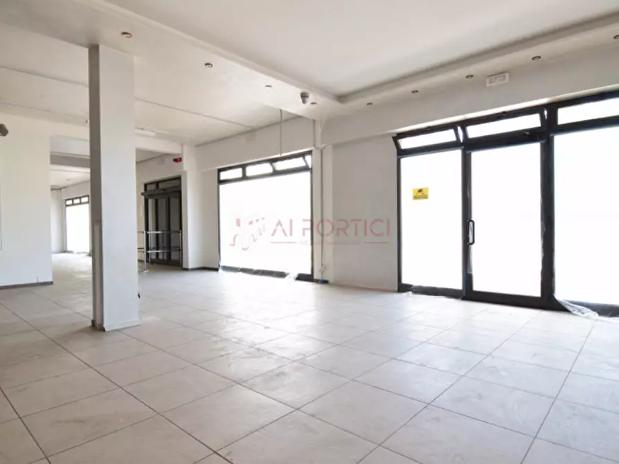 Immagine 2 di Capannone industriale in vendita  in Via Scardovara a Piove Di Sacco