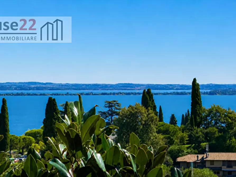 Immagine 3 di Casa bifamiliare in vendita  in Via Gramsci a Padenghe Sul Garda