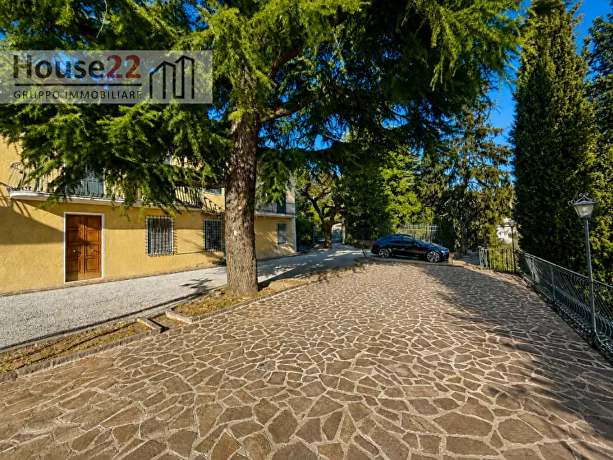 Immagine 45 di Casa bifamiliare in vendita  in Via Gramsci a Padenghe Sul Garda